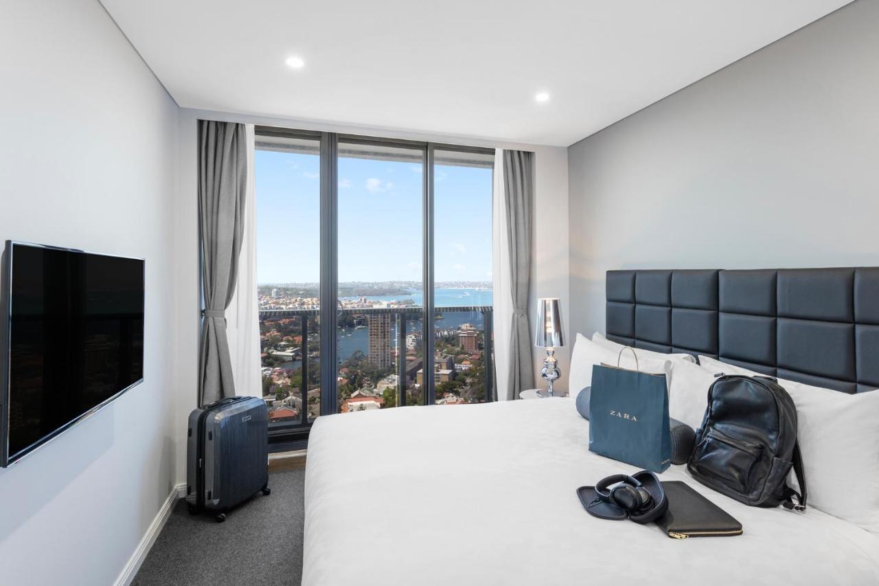 Meriton Suites North Sydney Exterior photo A typical room at the hotel